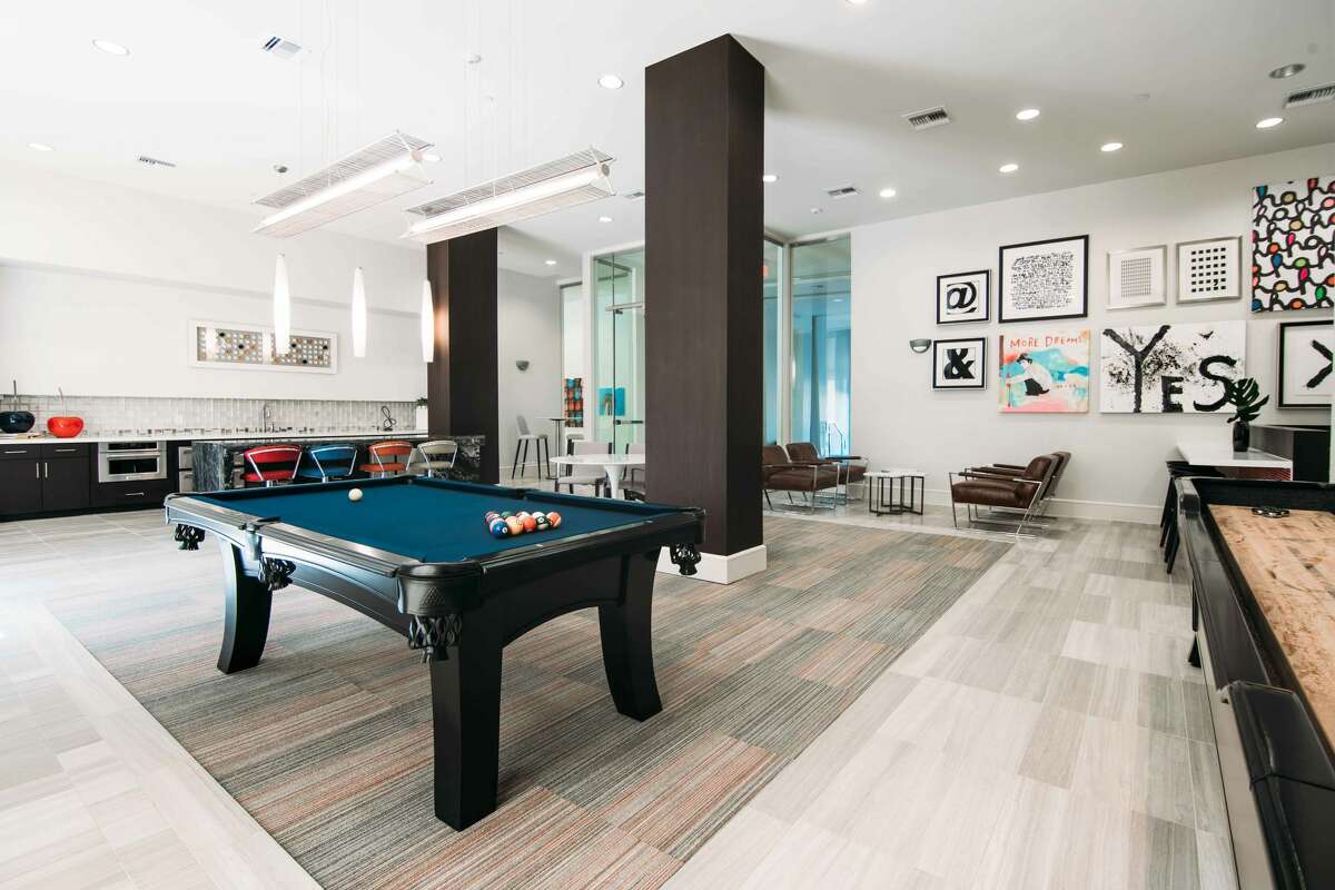 One of the amenities of Rivera apartments is a resident lounge.