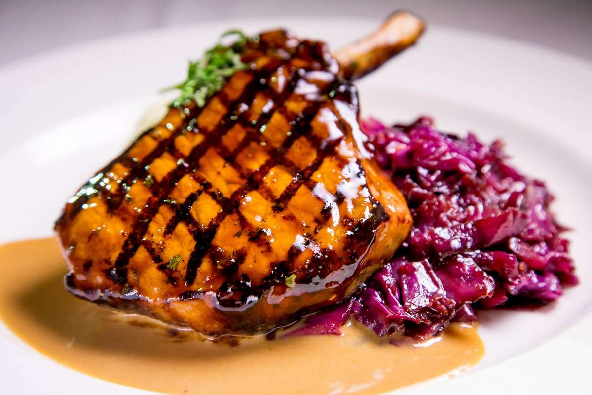 Mustards Grill still a beacon for Napa Valley dining