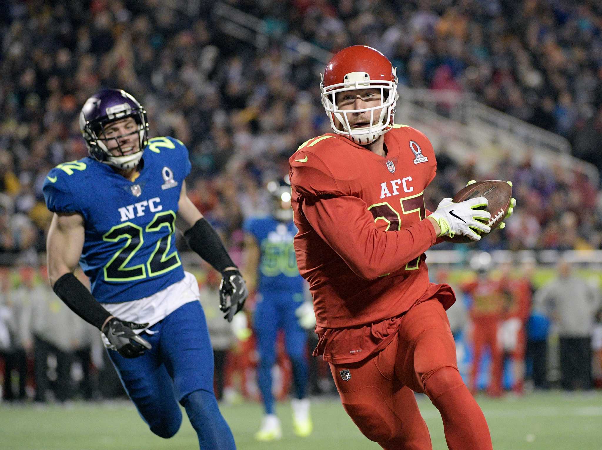 AFC outlasts NFC, 20-13, in Pro Bowl