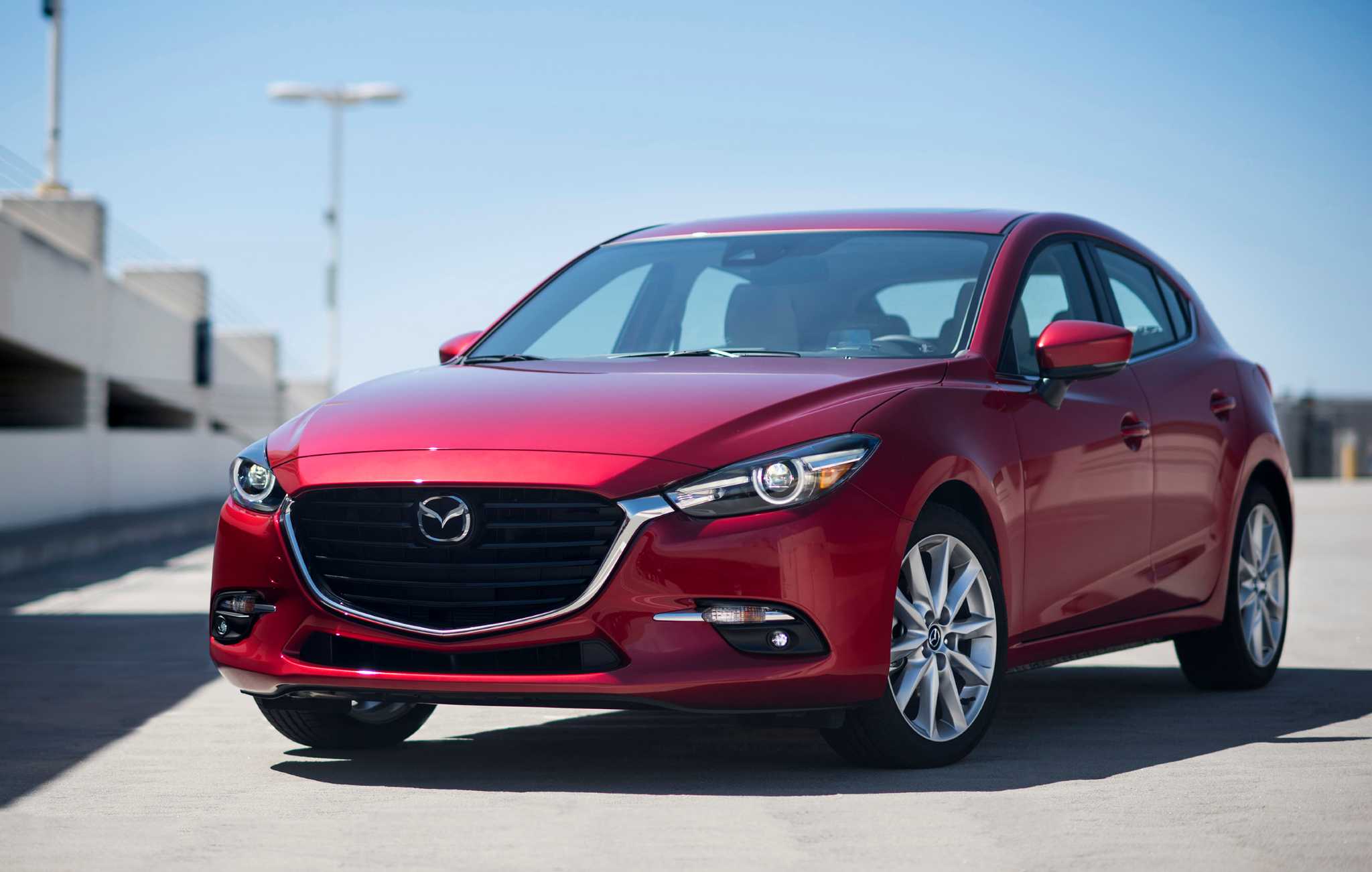 Mazda 3 Owners Manual: Starting a Flooded Engine Mazda 3 Owners Manual: Starting a Flooded Engine