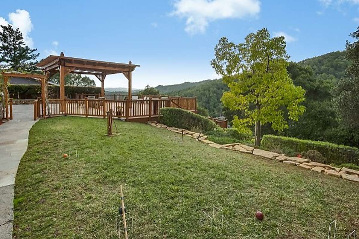 Views and style define home in San Rafael’s Upper Glenwood