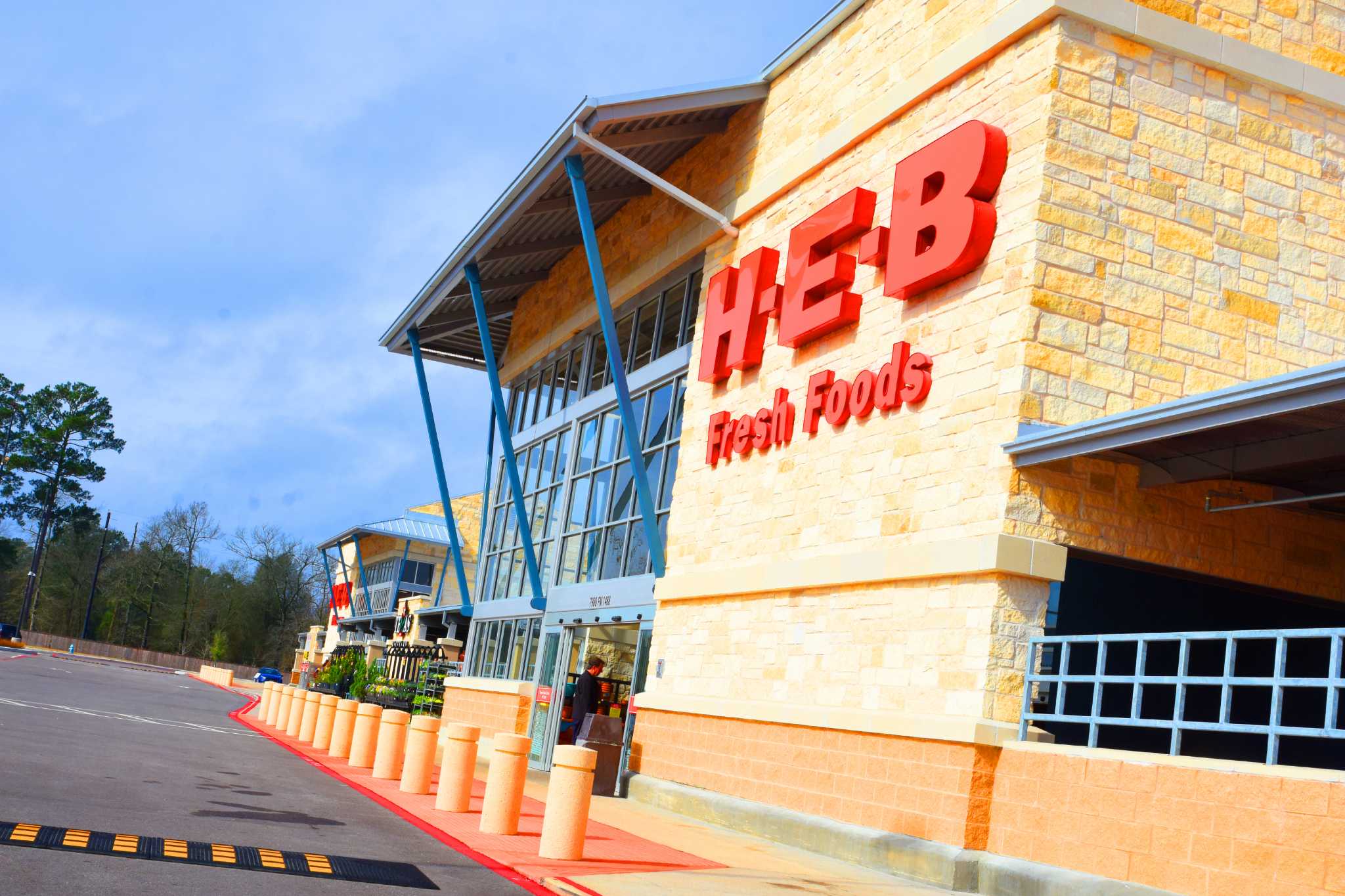 H-E-B makes big play with Super Bowl TV ad