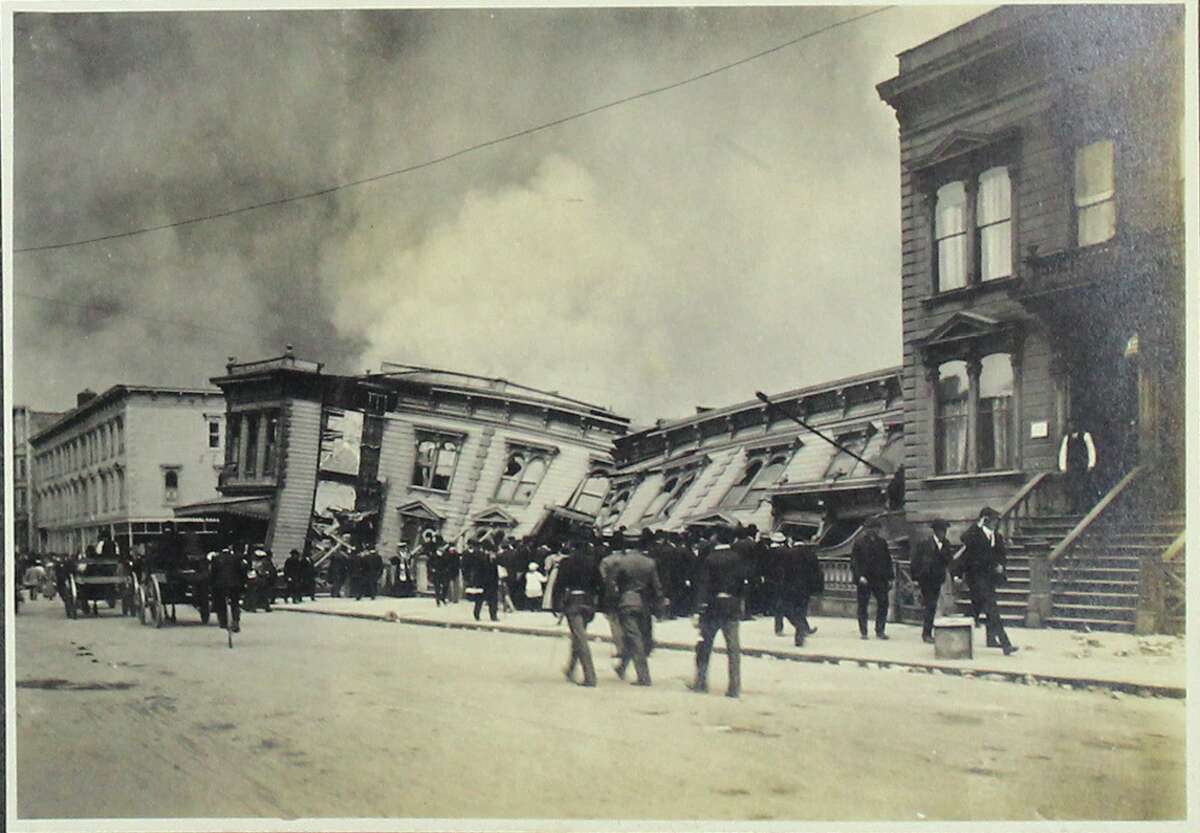 Album of stunning 1906 San Francisco earthquake photos up for auction