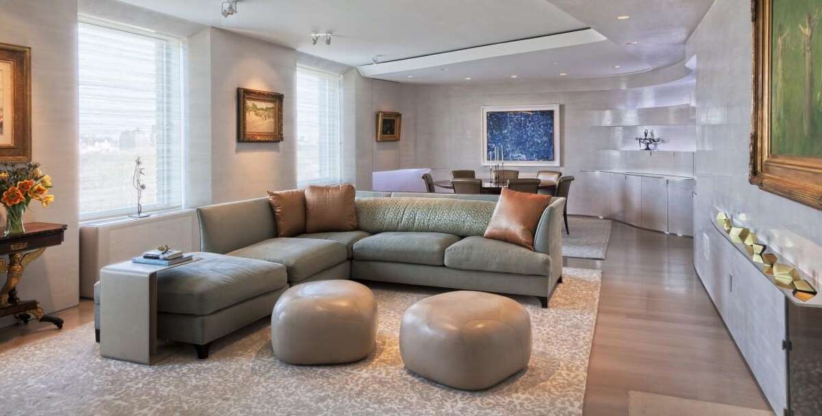 BAXTER: A Manhattan apartment by Debbie Baxter, who had an office in New York until a few years ago.