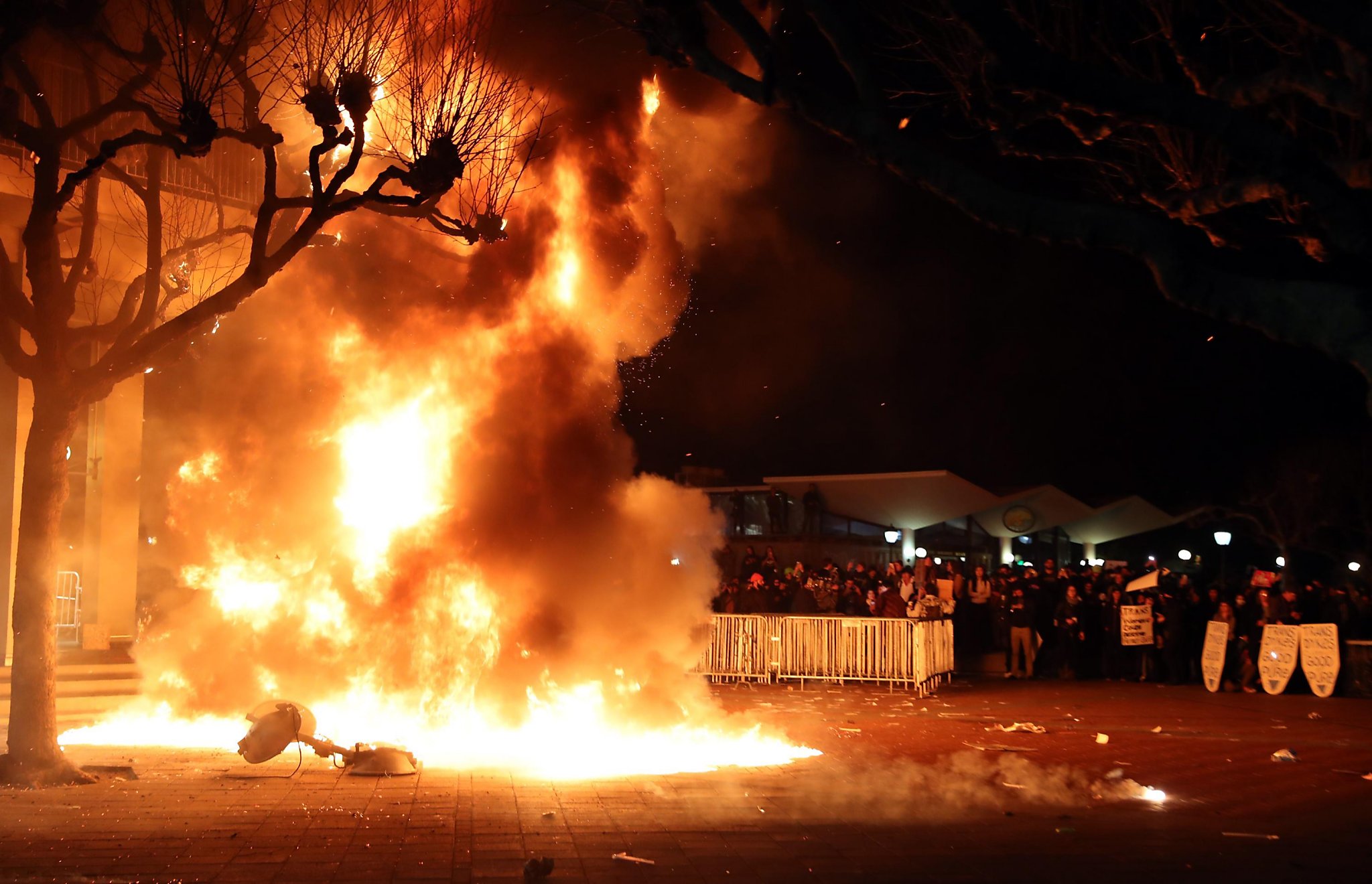 uc berkeley cancels right wing provocateur s talk amid violent