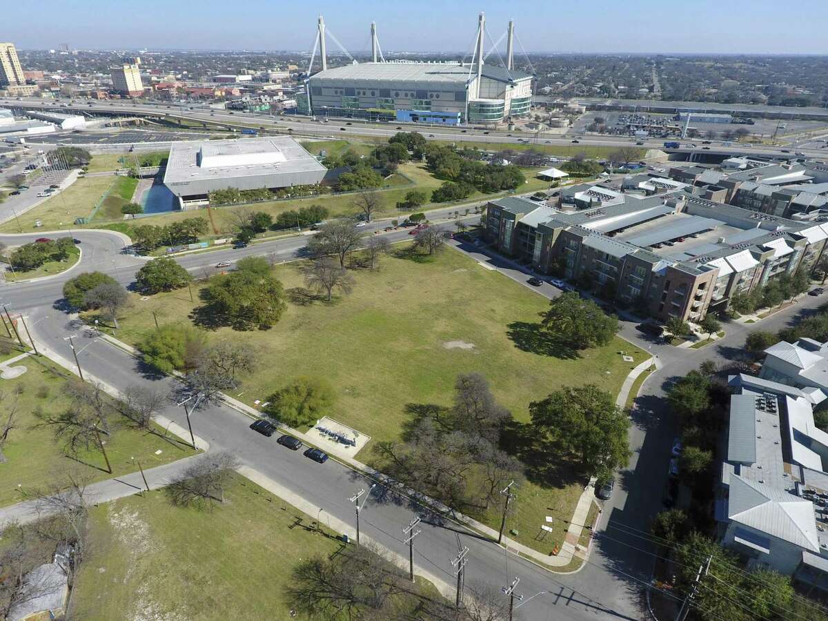 More apartments planned for Victoria Commons