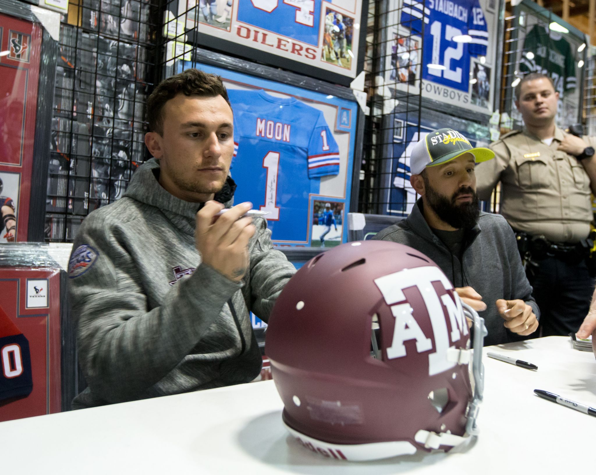 Johnny Manziel Money Hands Autograph Photograph