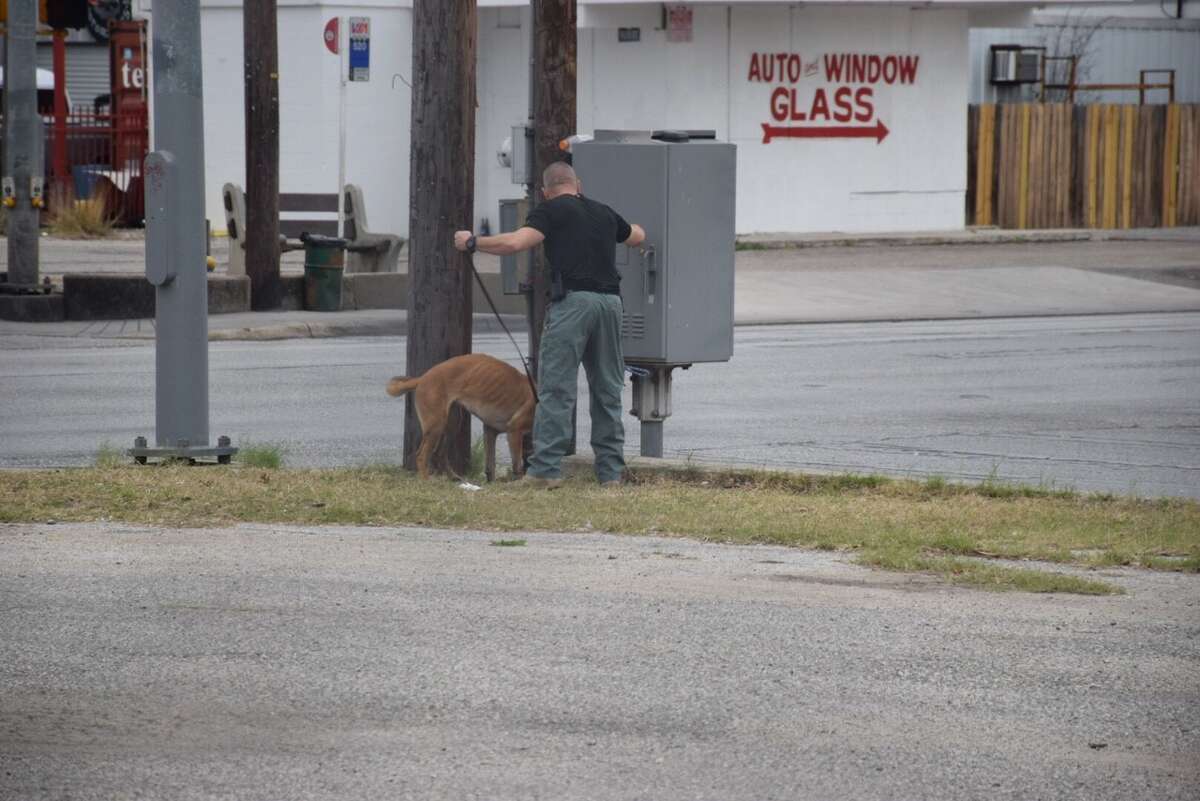 Police, firefighters, a bomb squad, a K-9 unit and VIA authorities responded to the scene after reports of a suspicious bag came in around 8:40 a.m. at the intersection of Poplar Street and Zarzamora Street on February 3, 2017.