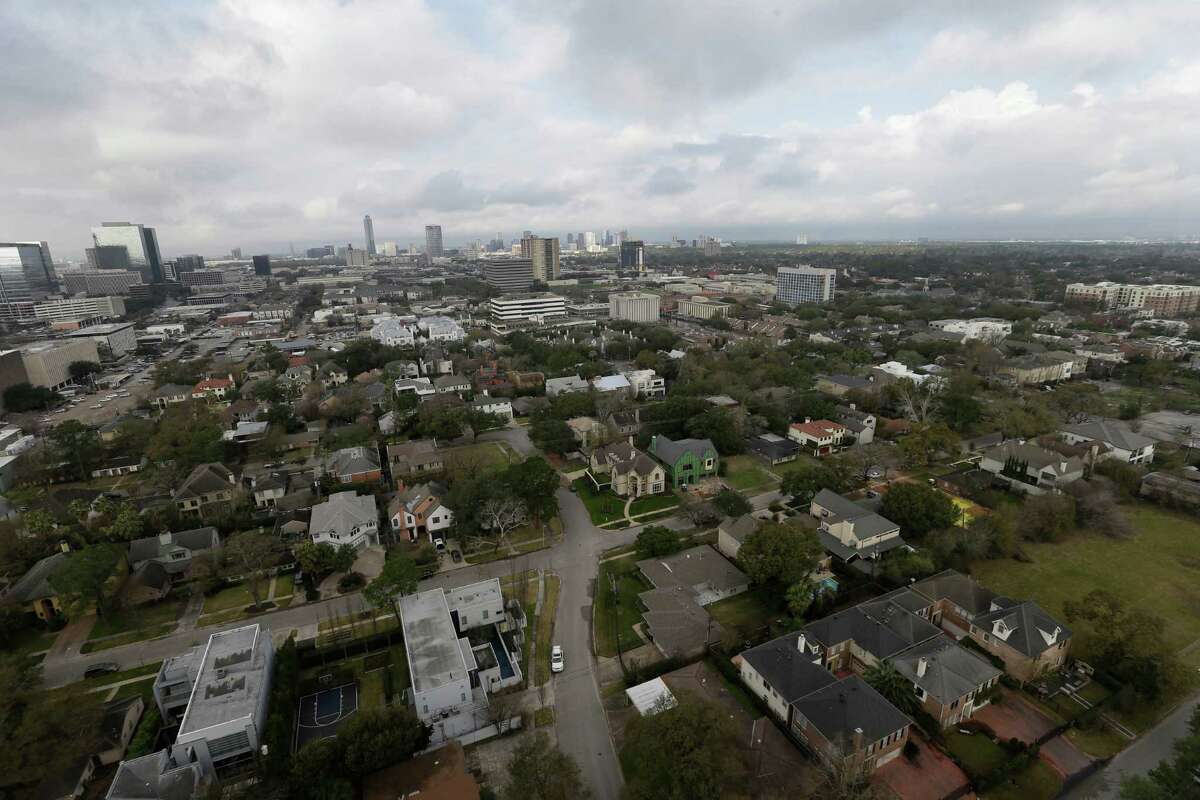 Greenway/Upper KirbyGood For Families Grade: A-Houston Neighborhood Rank For Raising A Family: 15"The police are active and on sight and I feel protected while being here whether it be during the day or at night."