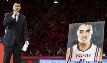 houston rockets retired jerseys