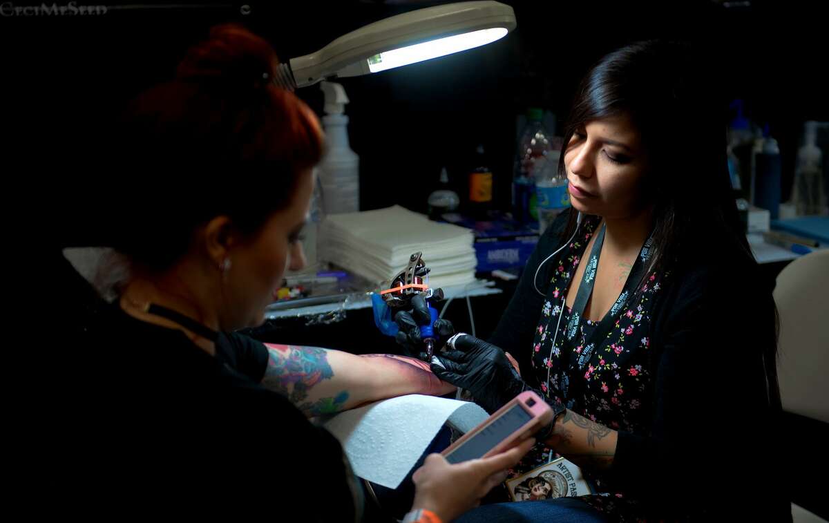 The Por Vida International Tattoo Art Festival will return to Laredo on Friday, July 9 and continue through Sunday, July 11, at the Webb County Pavilion (formerly LIFE Downs). 
