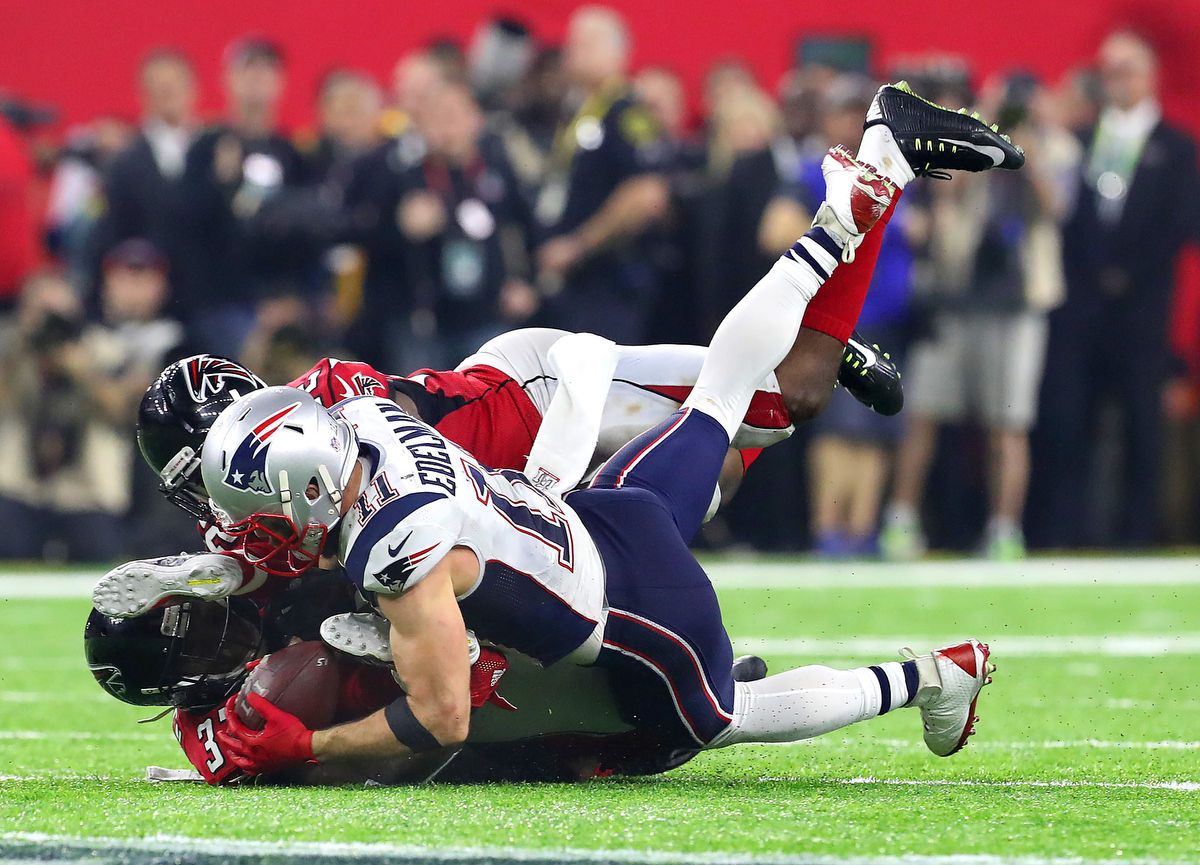 Texas Rangers on the trail to find Tom Brady's stolen Super Bowl jersey