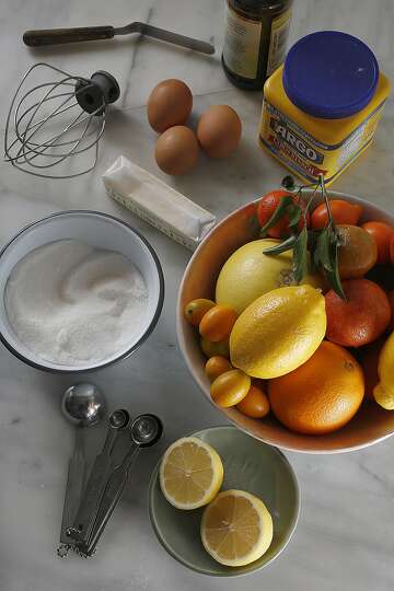 Recipe Pavlova With Lemon Curd Citrus Salad Sfchronicle Com