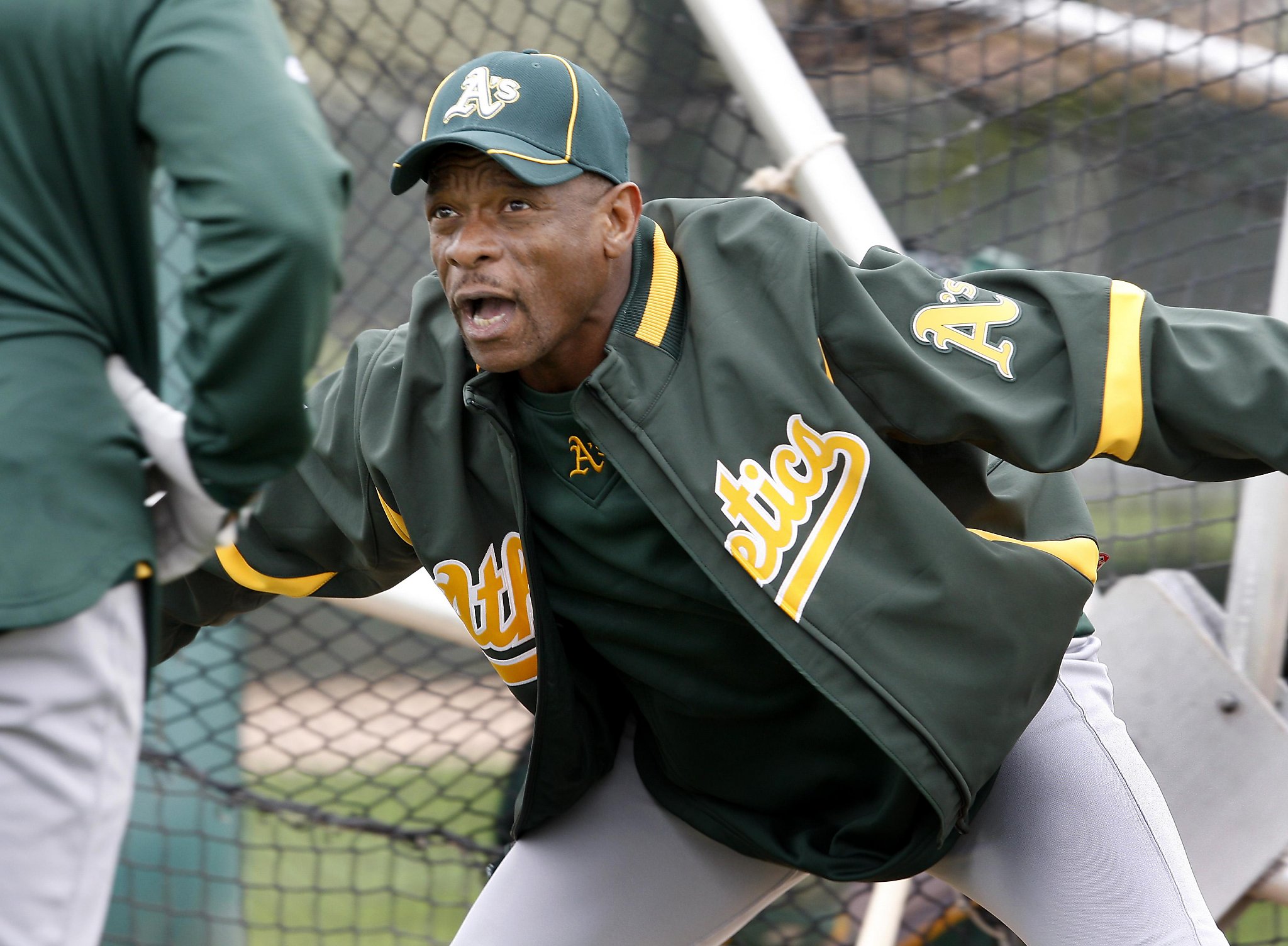 A's honor Rickey Henderson by naming field after Hall of Famer