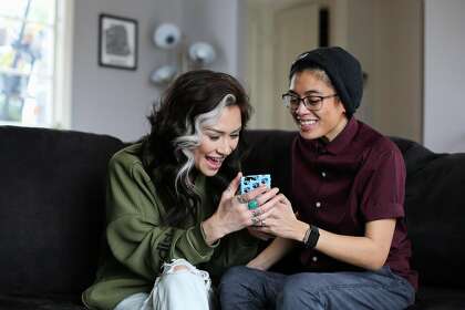 Why lesbian dating apps have failed to connect - SFChronicle.com