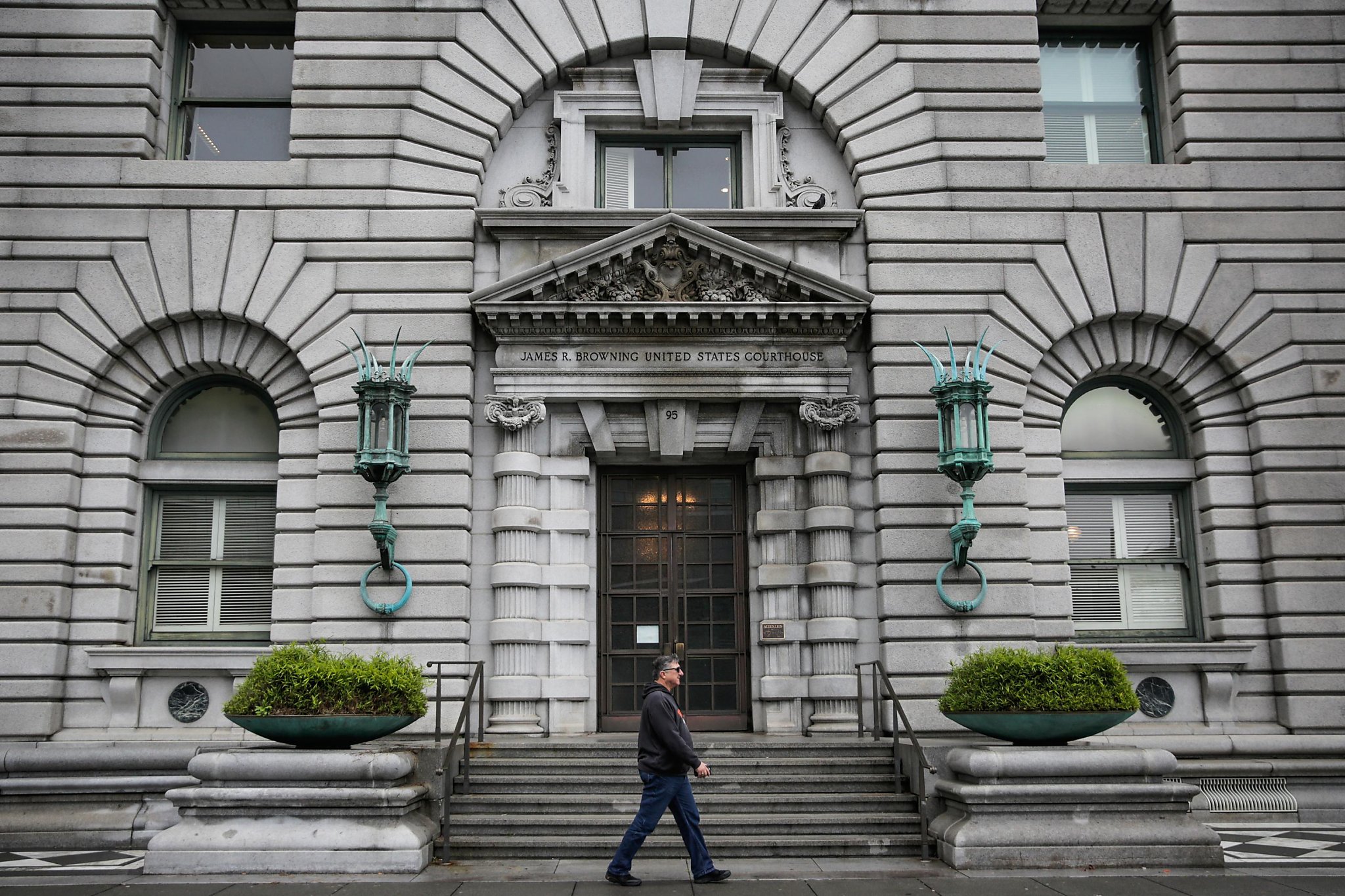 Ninth Circuit eases path to citizenship for some children of naturalized U.S. citizens - Vimarsana News