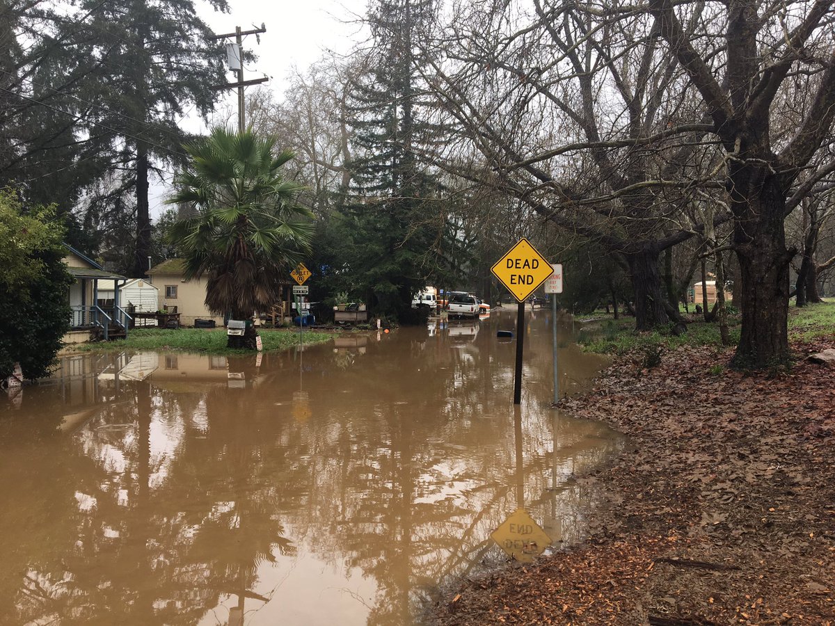 San Lorenzo River swells floods areas between Santa Cruz and Felton