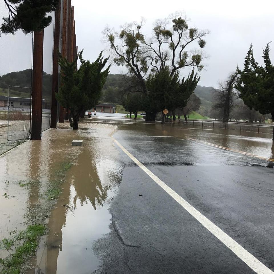 22 people rescued from flooded Castro Valley golf course
