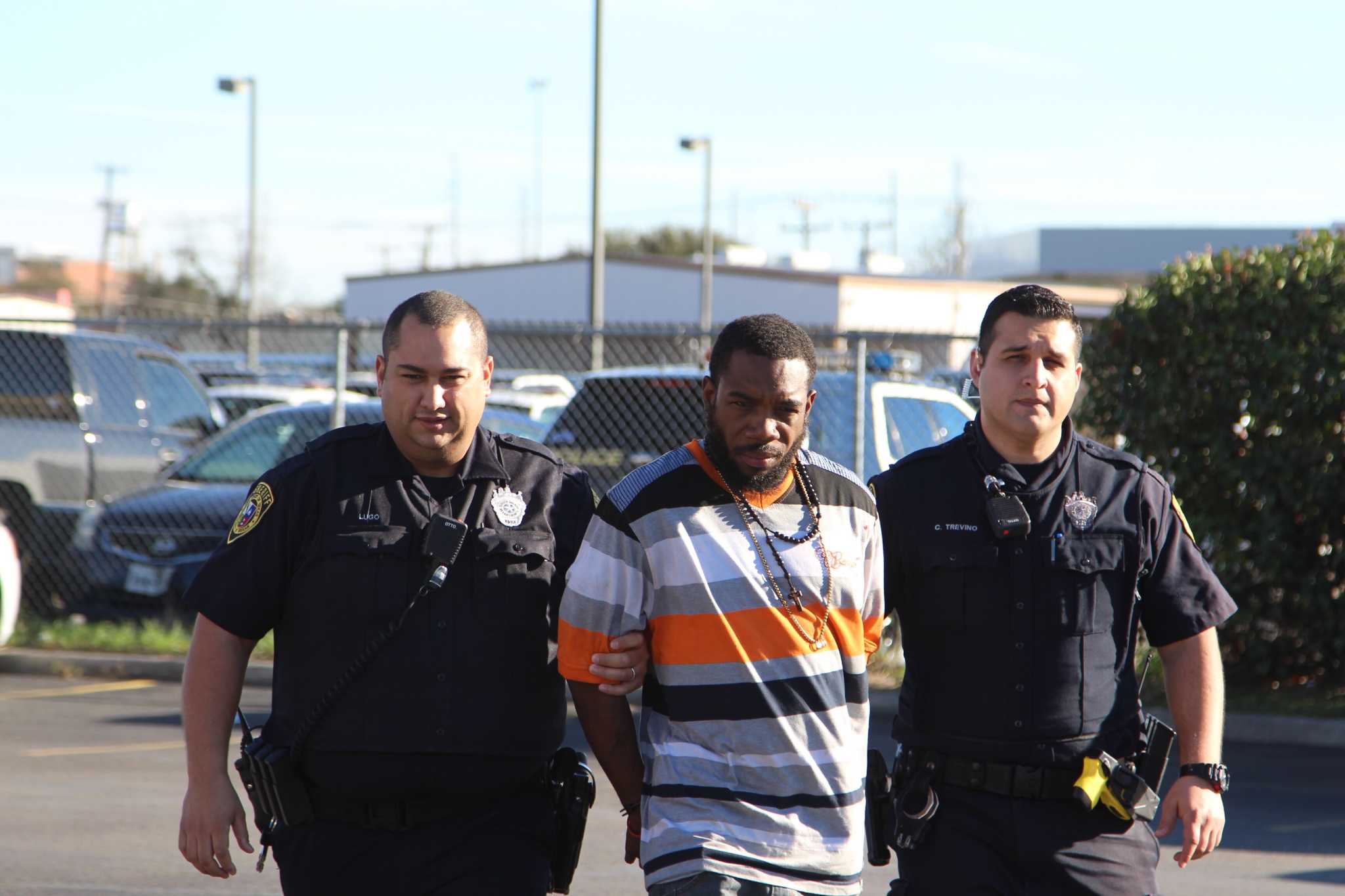 San Antonio man charged in kidnapping of 2-year-old girl