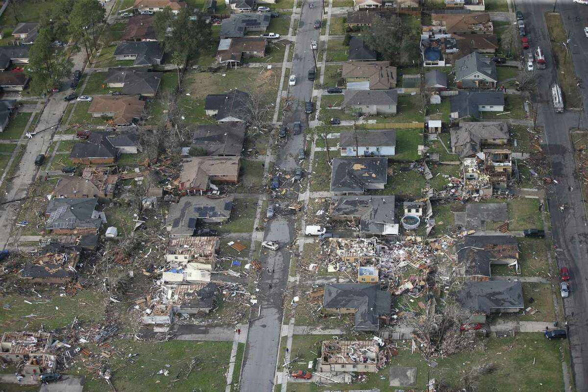 Tips What to do in the event of a tornado