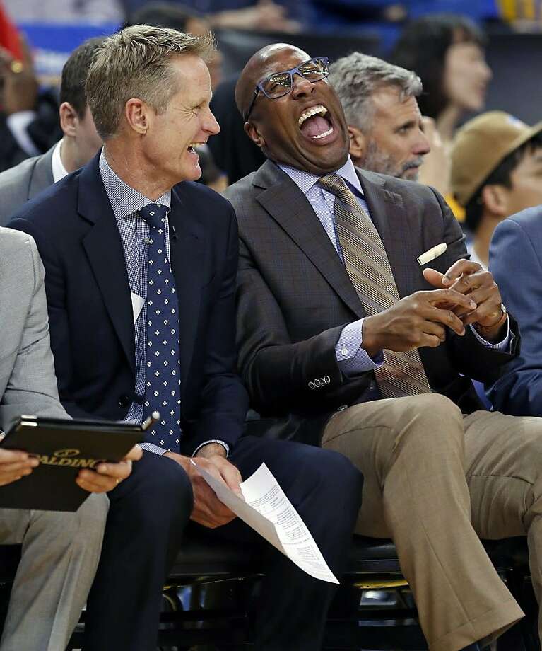 Warriors’ coaches Steve Kerr, Mike Brown manage balancing act SFGate