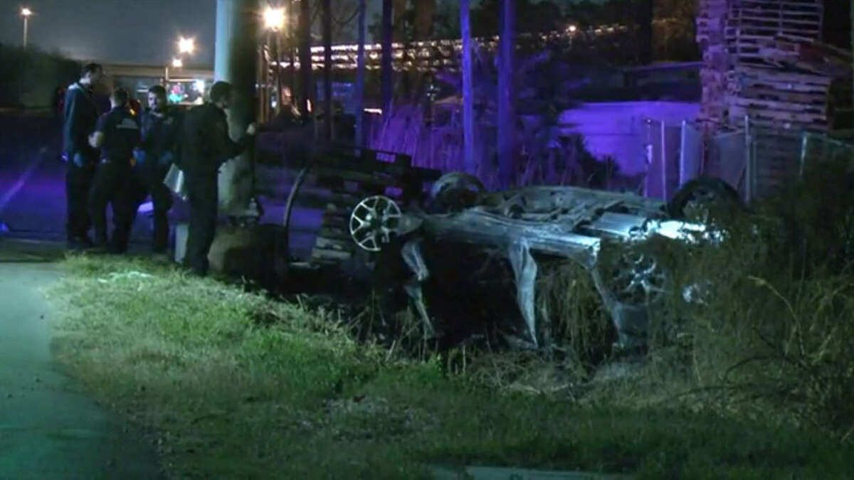 Passersby rescue man from burning car along Beaumont Highway