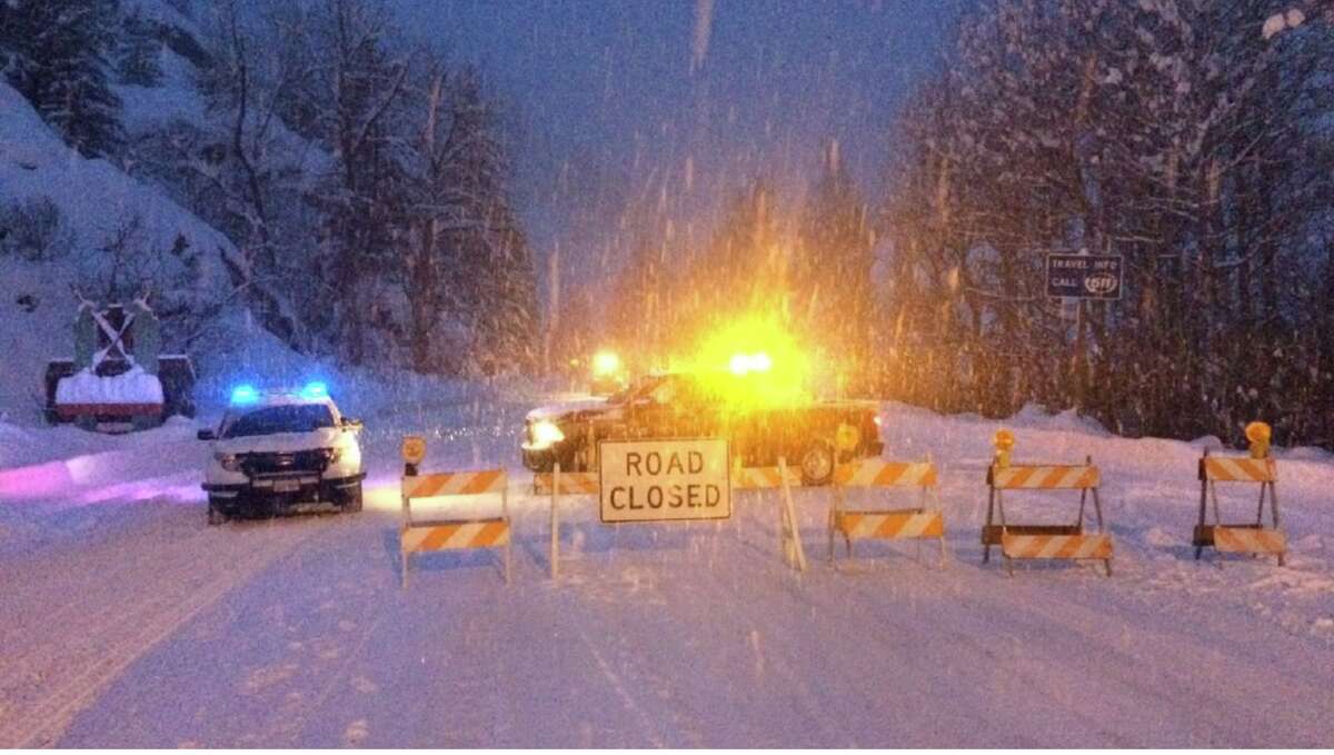 Snoqualmie, Stevens and White Passes remain closed