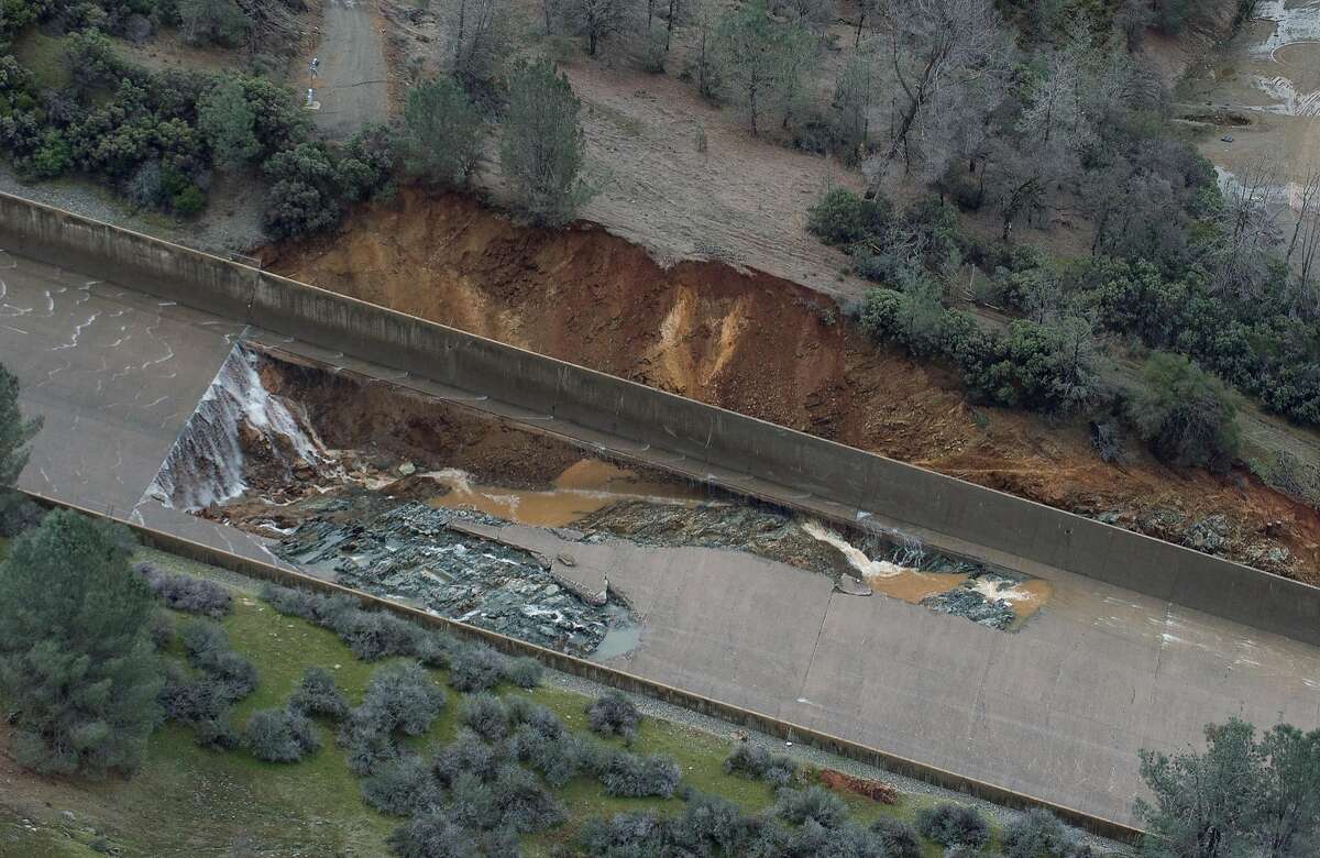 The California Department of Water Resources has suspended flows from the Oroville Dam spillway after a concrete section eroded on the middle section of the spillway. There is no anticipated threat to the dam or the public. DWR engineers are assessing the options to repair the spillway and control the reservoir water level. The Butte County facility is the tallest dam in the United States at 770 feet and is a key part of the State Water Project. Photo taken February 7, 2017. Kelly M. Grow/ California Department of Water Resources
