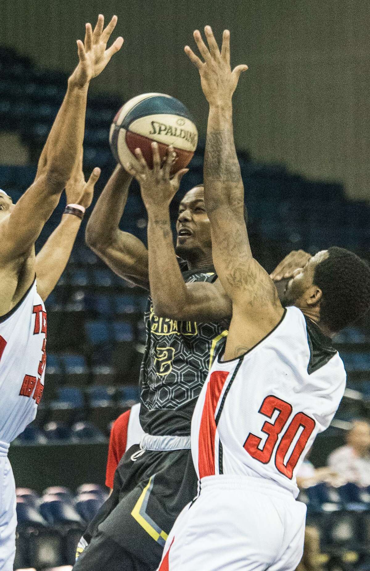 Laredo’s Donald Moore poured in a team-high 37 points as the Swarm pulled away for a 113-98 win over the Texas Red Wolves on Thursday night.