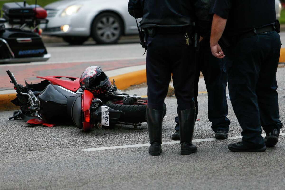 Motorcyclist killed in crash that shuts down FM 1960