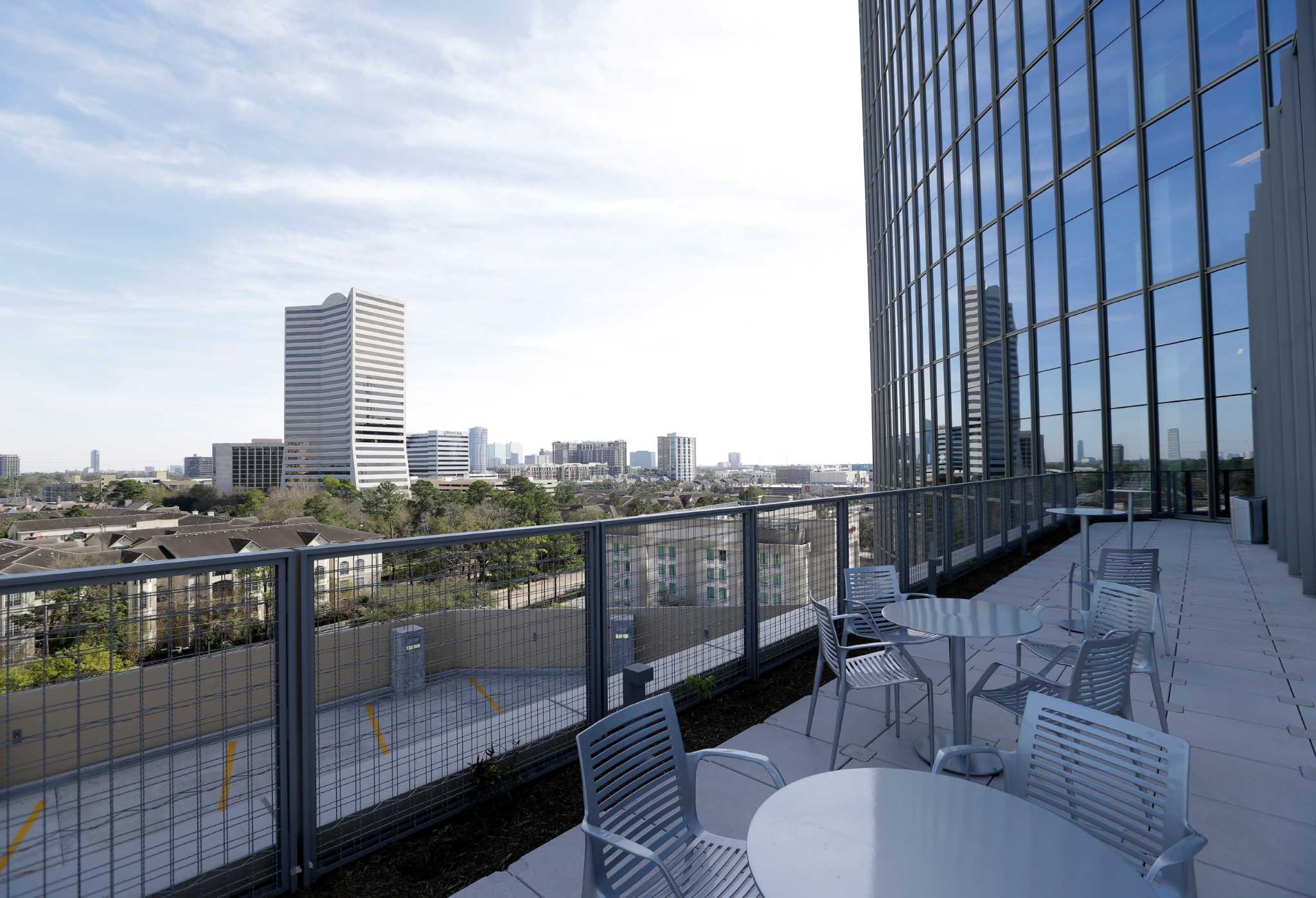 Amegy Bank opens eyecatching tower