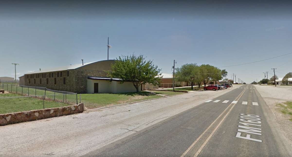 At least 9 Texas schools have closed due to flu outbreaks this month