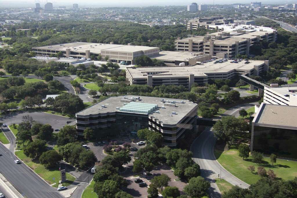 Hidalgo Jury Awards Usaa Member 1 8m Over Hail Claim San Usaa Home Office Aerial Taken In 2009 San Antonio Red Wing Photography