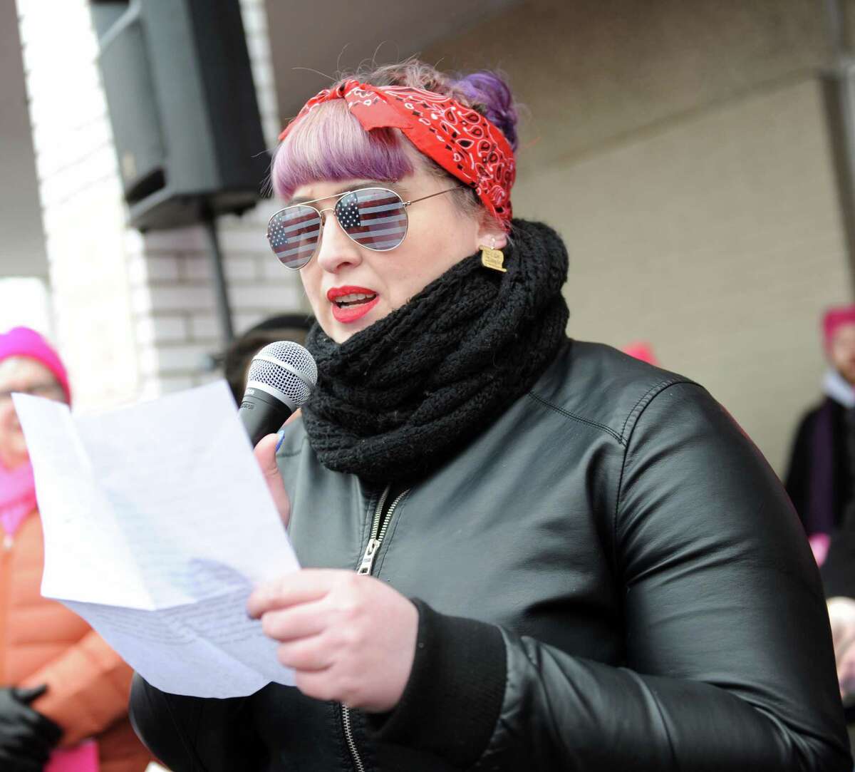 Groups rally for and against Planned Parenthood in Albany, Troy