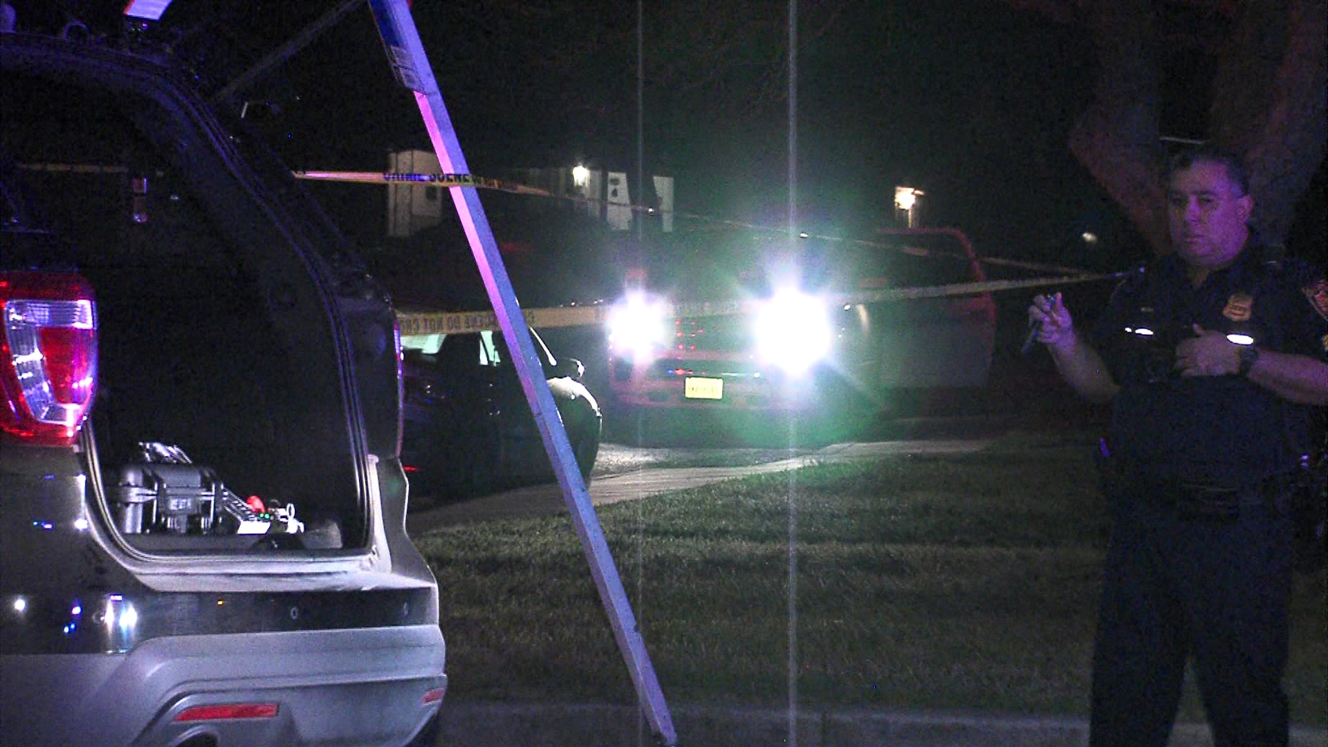 Motorcyclist killed in crash with bus sign, utility pole on Northwest Side