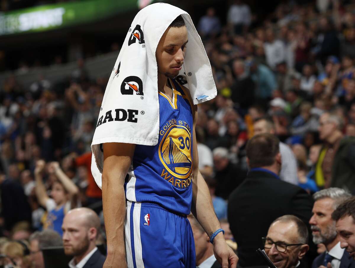 Porous perimeter defense dooms Warriors in loss to Denver