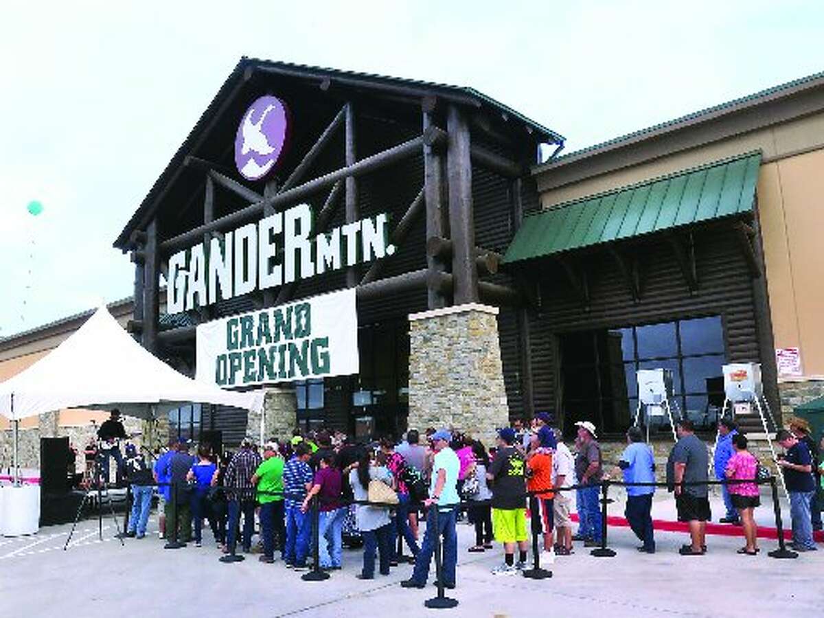 Gander Mountain closing 3 Houstonarea stores as it files for bankruptcy