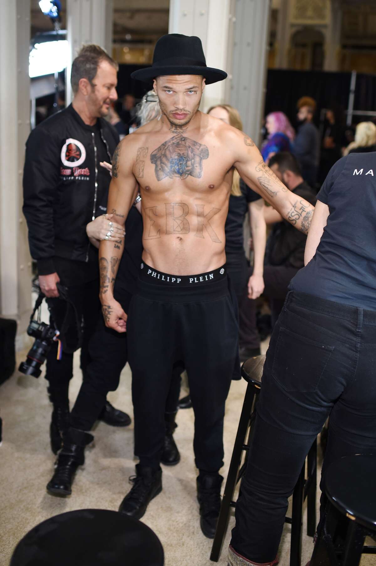 Hot Felon Turned Model Jeremy Meeks Makes His Nyfw Runway Debut