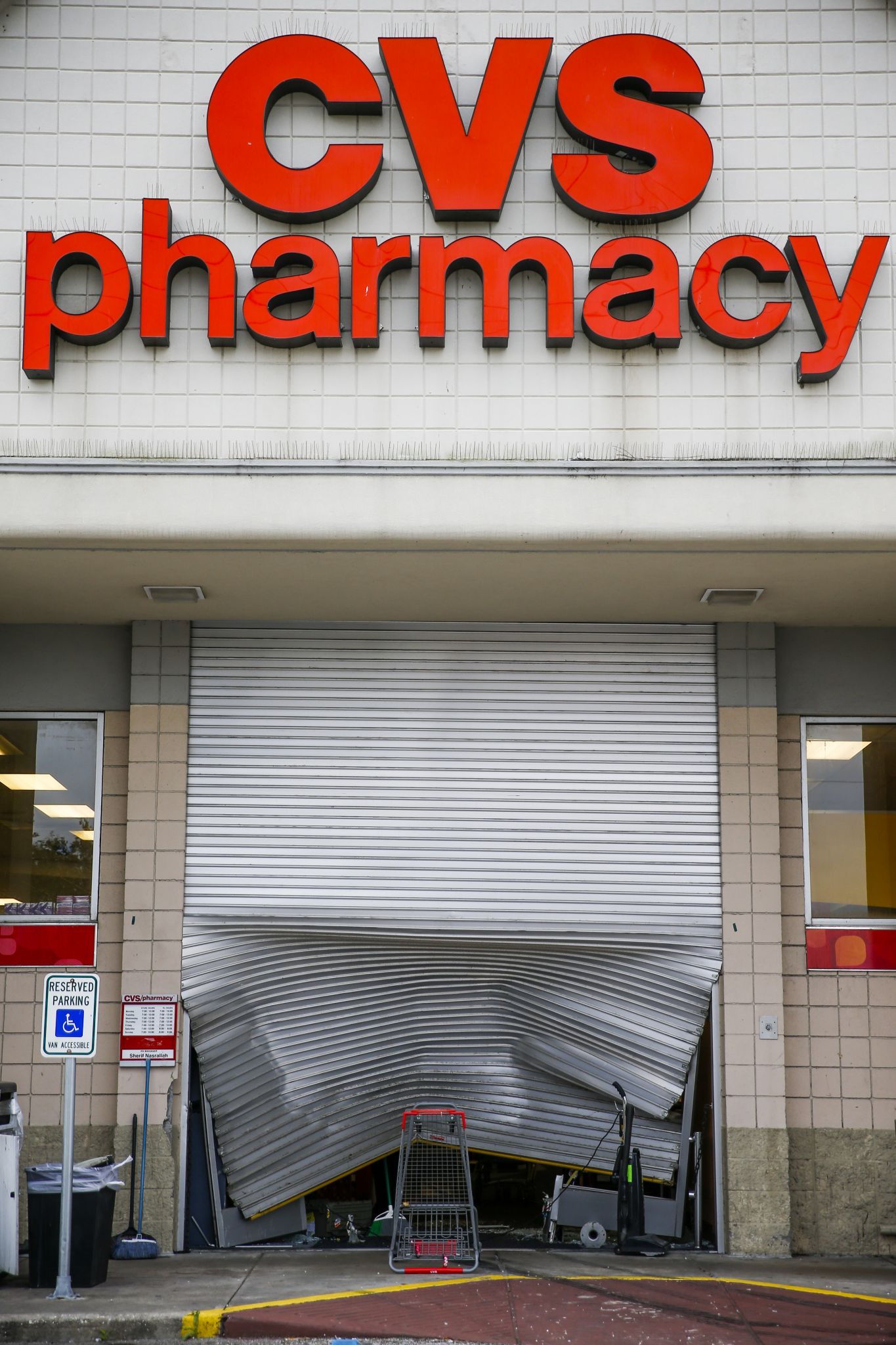 Rash of sudden Sam's Club shutters strikes San Antonio