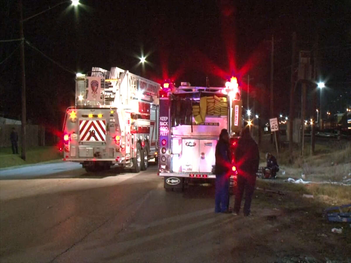 Bystander saves three men from fiery crash in Houston's Fifth Ward