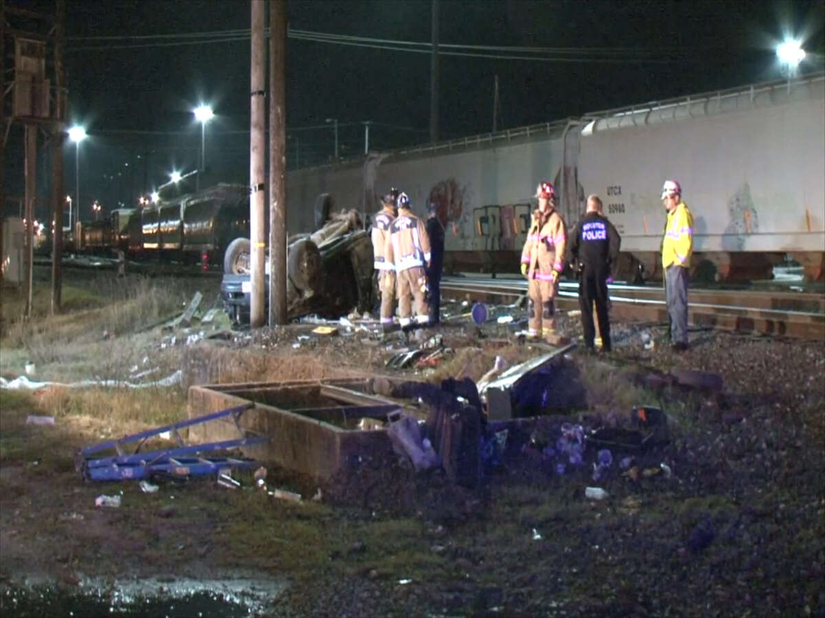Bystander saves three men from fiery crash in Houston's Fifth Ward