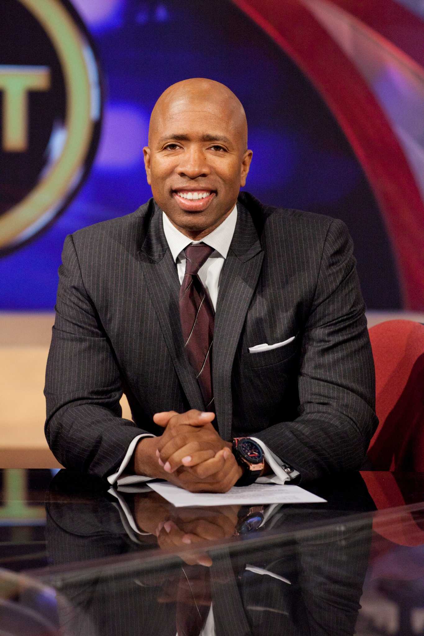 Inside the NBA crew roast Kenny Smith over TMZ photos with model