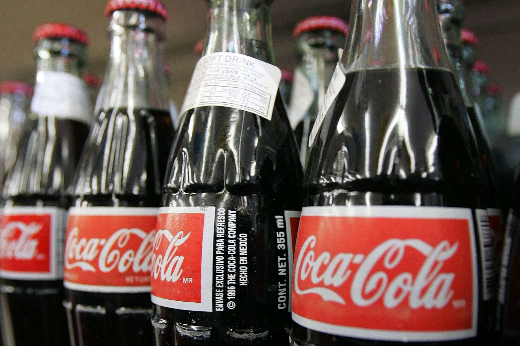 What happens to Mexican Coca-Cola if there's a trade war between the U.S.  and Mexico?