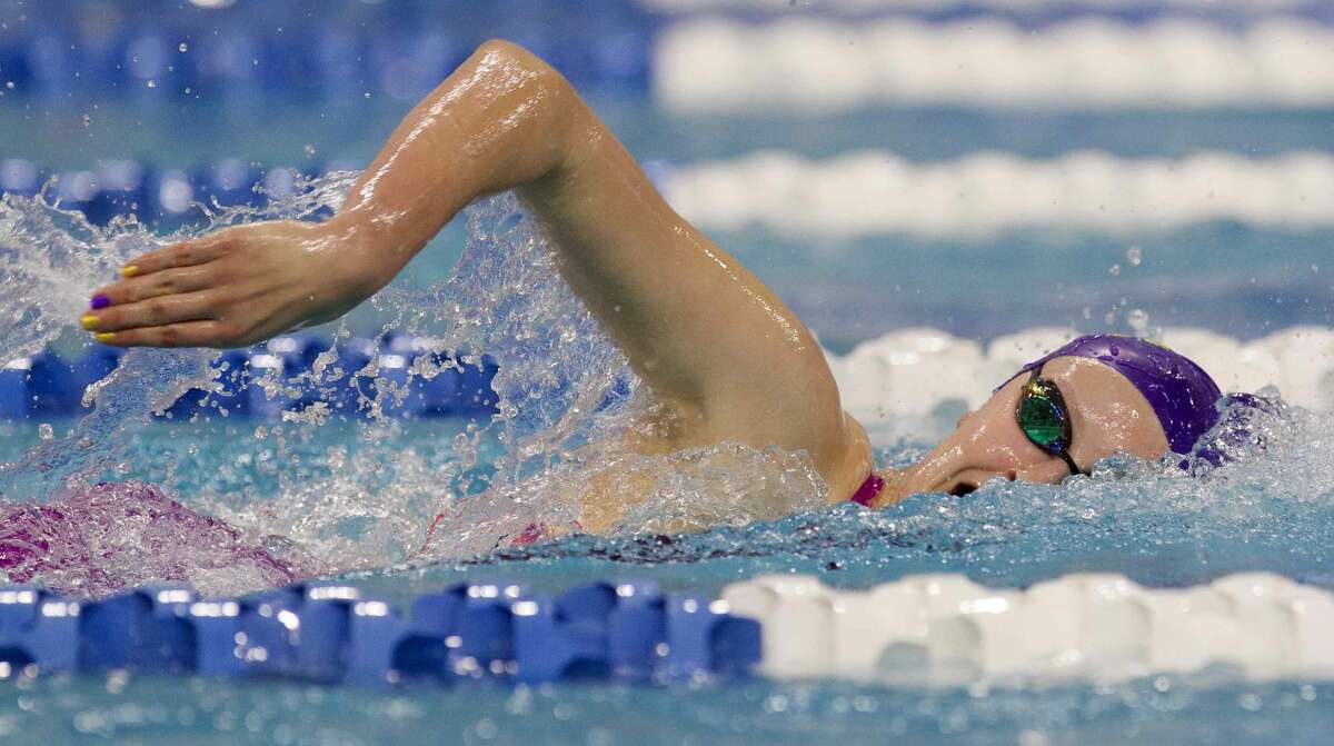 Swimming And Diving Lady Highlanders Top Westlake Win State Title