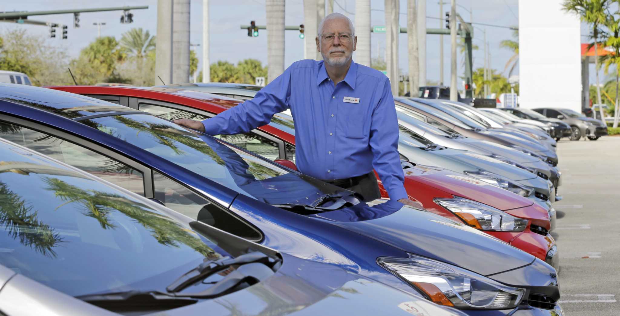 Discounts abound on outoffashion sedans