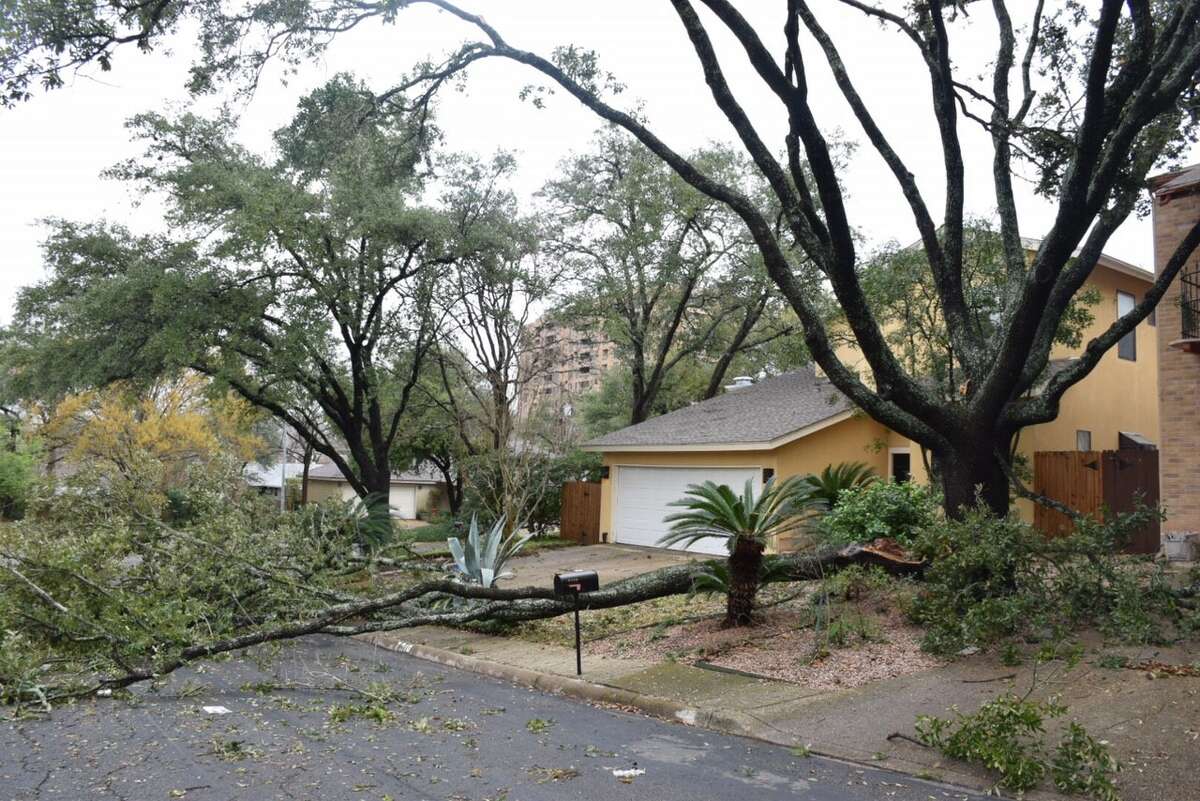 NWS: Heavy Rain Hits San Antonio, No Current Reports Of Hail Or ...