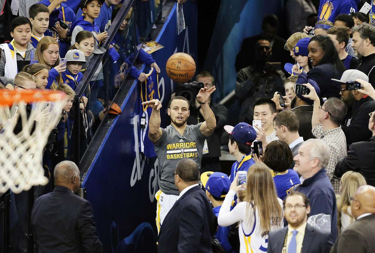 Without tunnel try, Steph Curry will need new pregame shot