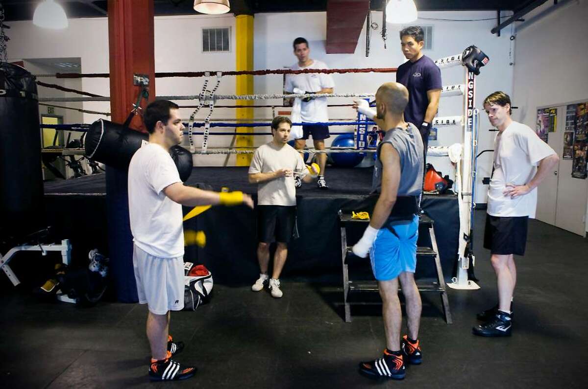 'White Collar' boxers to square off