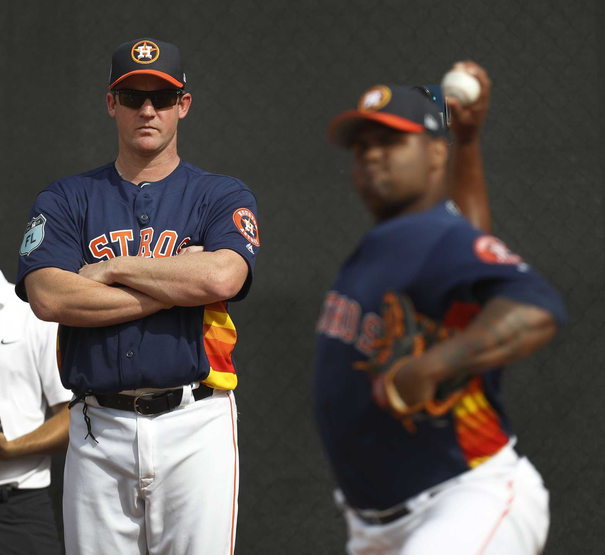 Roy Oswalt lends expertise as guest instructor for Astros