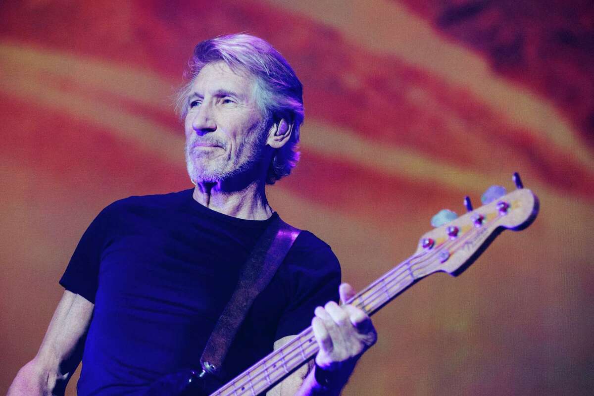 Roger Waters will play songs from Pink Floyd's best-selling albums, including "Dark Side of the Moon" and "The Wall," on his upcoming U.S. tour.